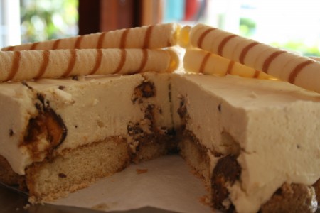 Honeycomb Cheese Cake  甘蔗糖起司蛋糕  Slice $3.50  Whole $35